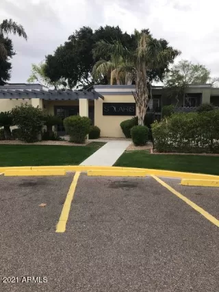 Photo #4: 6215296 Listing