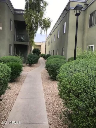 Photo #6: 6215296 Listing