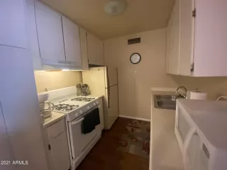 Photo #4: 6215298 Listing