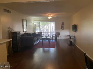 Photo #6: 6215298 Listing