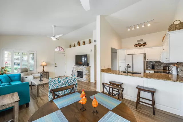 MLS: 6215319 Condo For Sale