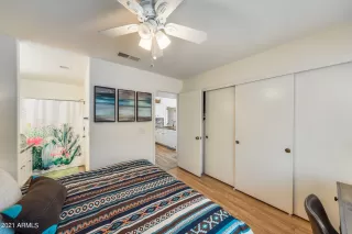 Photo #5: 6215319 Listing