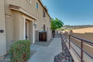 Photo #3: 6215652 Listing