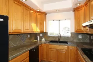 Photo #6: 6215674 Listing