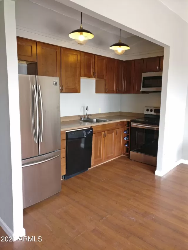 MLS: 6215720 Condo For Sale