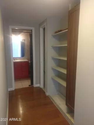 Photo #3: 6215720 Listing