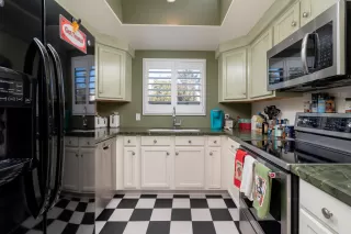 Photo #5: 6215776 Listing 