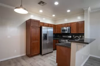 Photo #3: 6215777 Listing