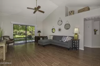 Photo #1: 6215860 Listing 