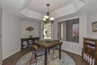 Photo #5: 6215860 Listing 