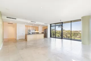 Photo #5: 6216011 Listing 