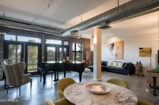 Photo #2: 6216075 Listing 