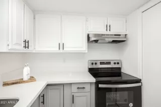 Photo #5: 6216152 Listing