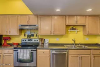 Photo #6: 6216176 Listing