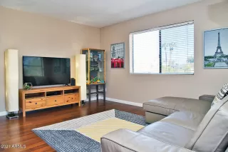 Photo #1: 6216327 Listing 