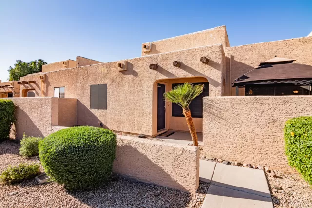 MLS: 6216476 Condo For Sale