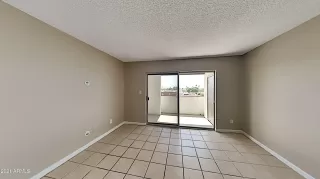 Photo #4: 6216538 Listing