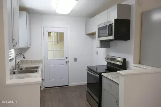 Photo #6: 6216587 Listing 