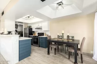 Photo #2: 6216685 Listing