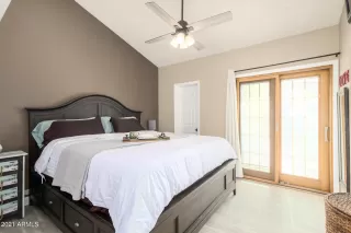 Photo #5: 6216685 Listing