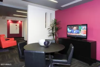 Photo #6: 6216742 Listing