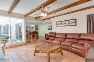 Photo #5: 6216799 Listing 