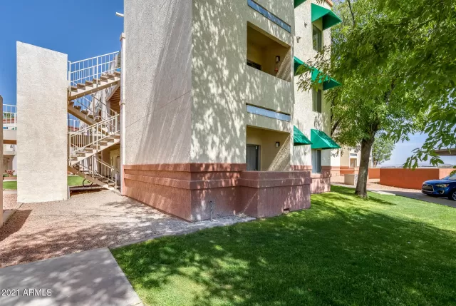 MLS: 6217054 Condo For Sale