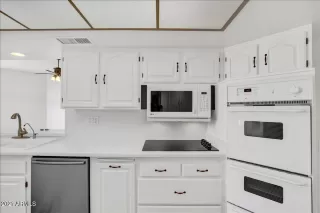 Photo #5: 6217158 Listing