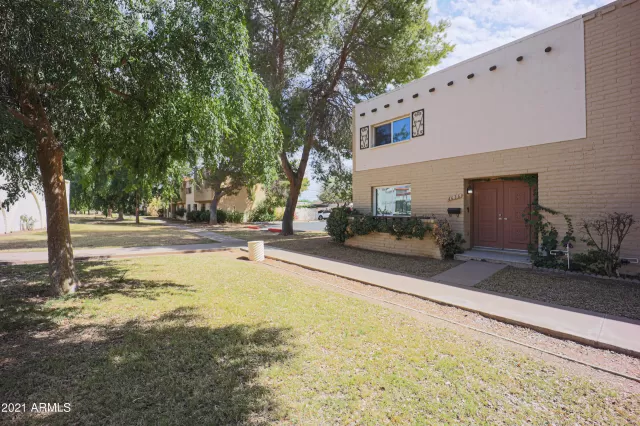 MLS: 6217259 Condo For Sale