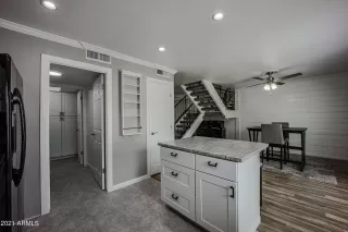 Photo #4: 6217259 Listing