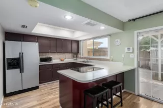 Photo #3: 6217368 Listing