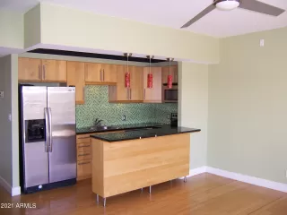 Photo #4: 6217395 Listing