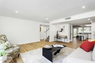 Photo #2: 6217416 Listing