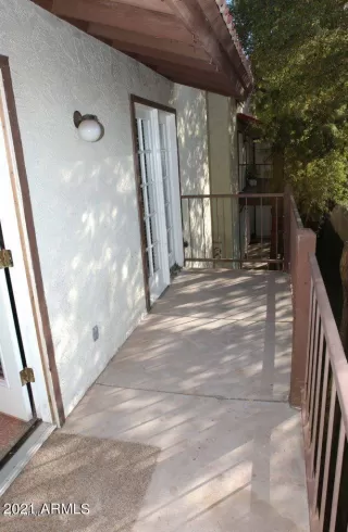 Photo #6: 6217425 Listing