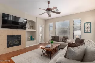 Photo #5: 6217495 Listing