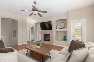 Photo #6: 6217495 Listing