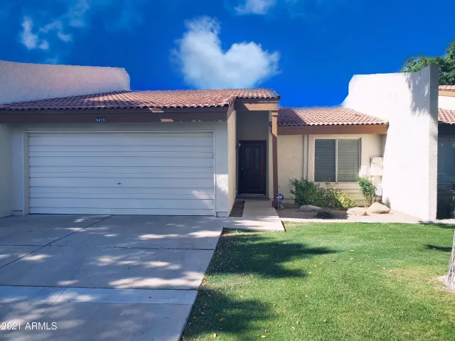 MLS: 6217622 Condo For Sale