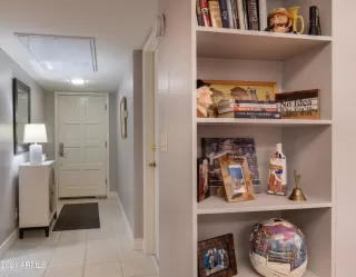 Photo #4: 6217767 Listing