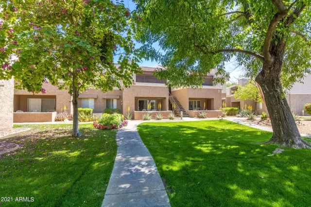 MLS: 6217811 Condo For Sale