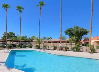 Photo #6: 6217869 Listing 