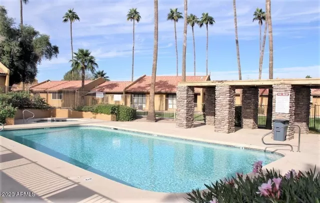 MLS: 6217889 Condo For Sale