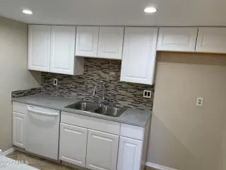 Photo #2: 6217889 Listing