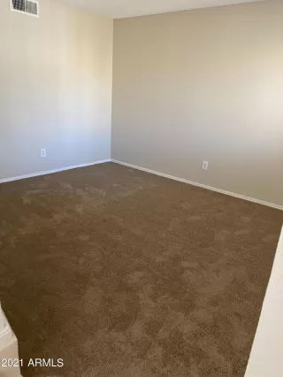 Photo #6: 6217889 Listing