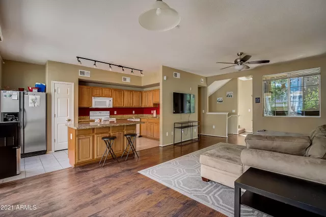 MLS: 6218073 Condo For Sale