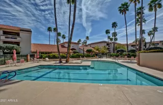 Photo #5: 6218221 Listing