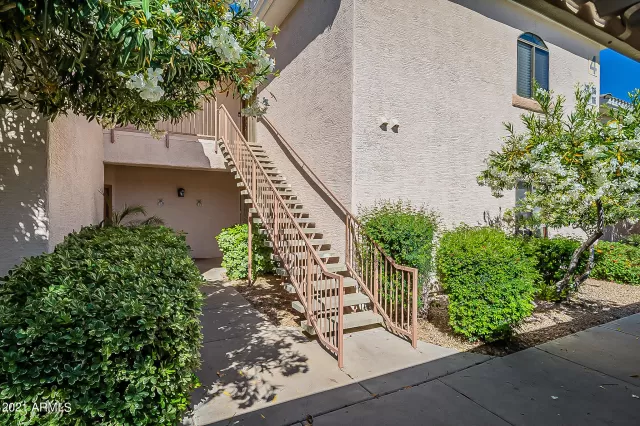 MLS: 6218225 Condo For Sale