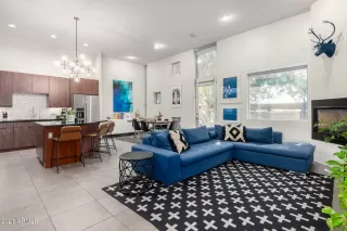 Photo #2: 6218498 Listing 