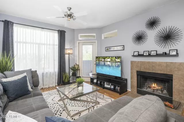 MLS: 6218563 Condo For Sale