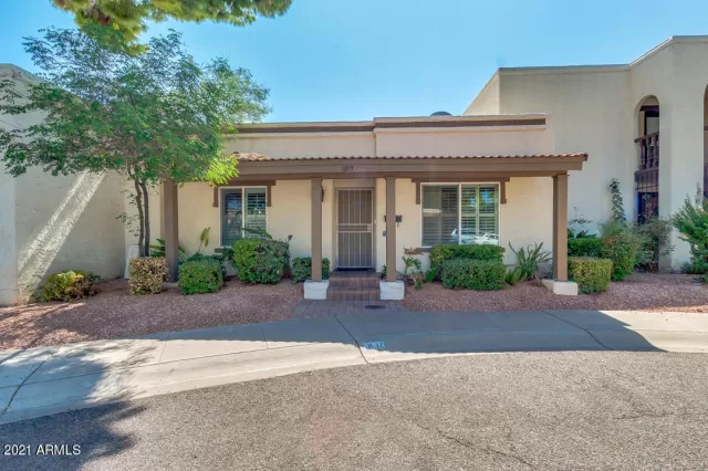 MLS: 6218655 Condo For Sale