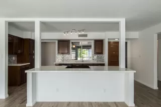 Photo #3: 6218848 Listing